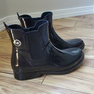 Michael Kors short rain boots